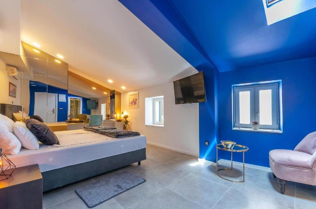 X Boutique Marinac Studio Apartments & Rooms شيبينيك المظهر الخارجي الصورة