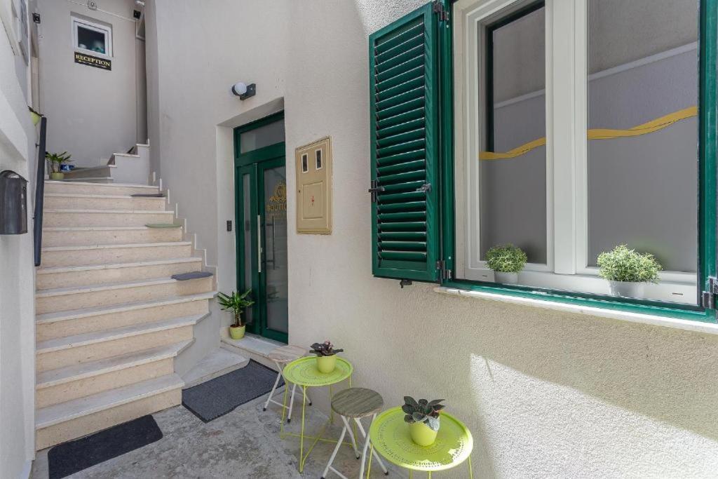 X Boutique Marinac Studio Apartments & Rooms شيبينيك المظهر الخارجي الصورة