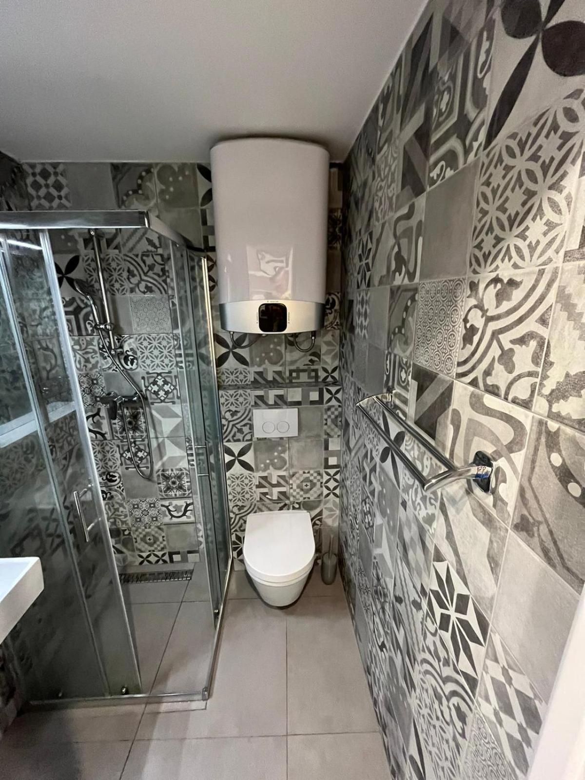 X Boutique Marinac Studio Apartments & Rooms شيبينيك المظهر الخارجي الصورة